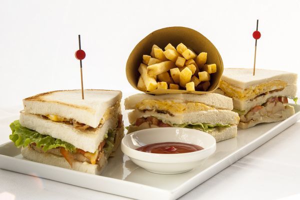 club sandwich la cantinetta abbazia